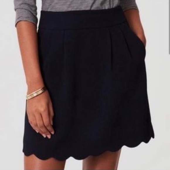 LOFT Dresses & Skirts - Loft Womens Skirt Size 4 Mini A Line Navy Line Scalloped Hem Pleated Poc…
